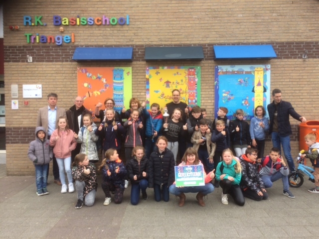 Cheque voor de Basisschool de Triangel